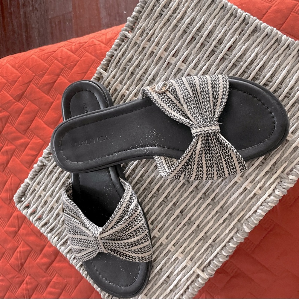 Flip flops